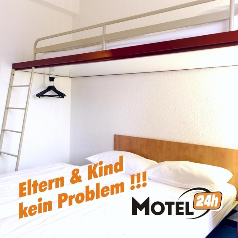 Motel 24H Hannover Room photo